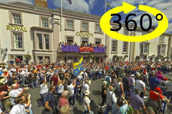 Durham Miners Gala 360 interactive image puts you at heart of the action